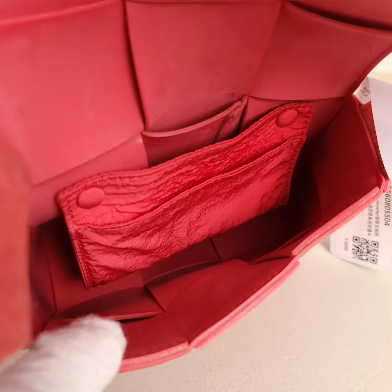 Bottega Veneta Crossbody Bag Cassette Woven Pink PV Cmini15 × 6 × 11 cm — detail view 9 of 11