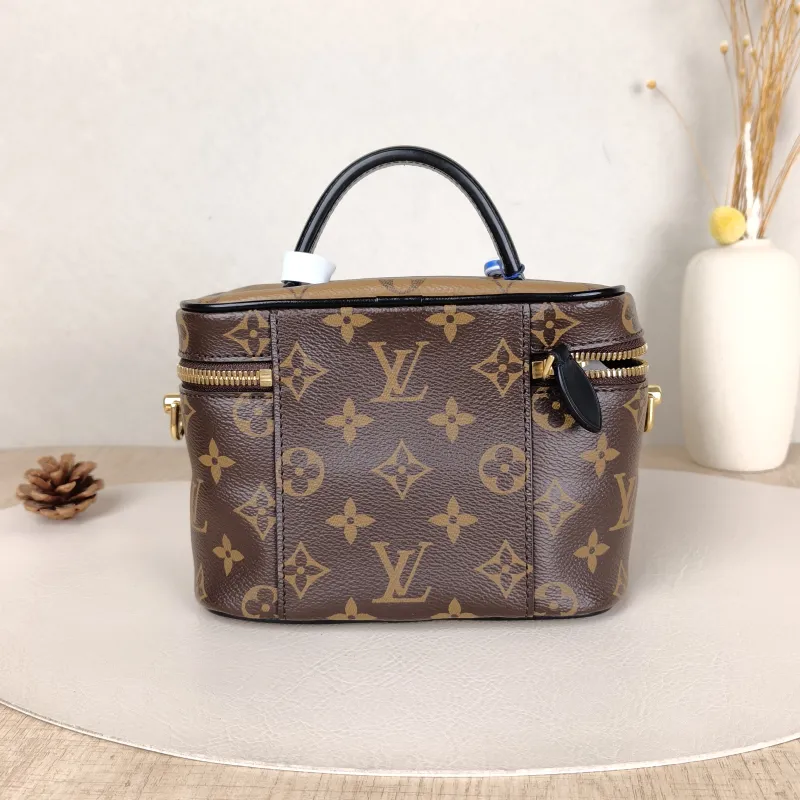 Louis Vuitton Shoulder Bag VANITY Cosmetic Bag Monogram PVC Small19 × 11 × 13 cm — cover view 3 of 5