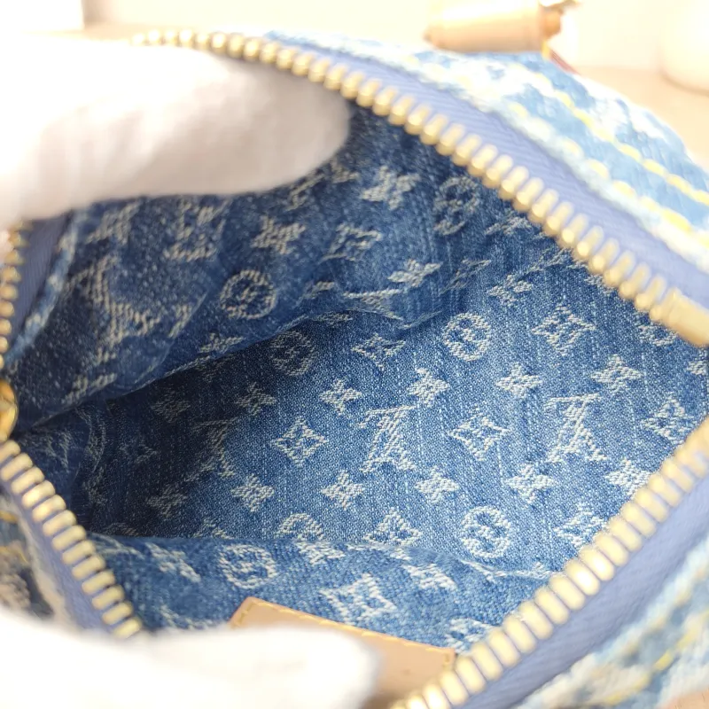 Louis Vuitton Crossbody Bag Speedy Nano Blue Edition nano 16 × 7.5 × 10 cm — detail view 10 of 11