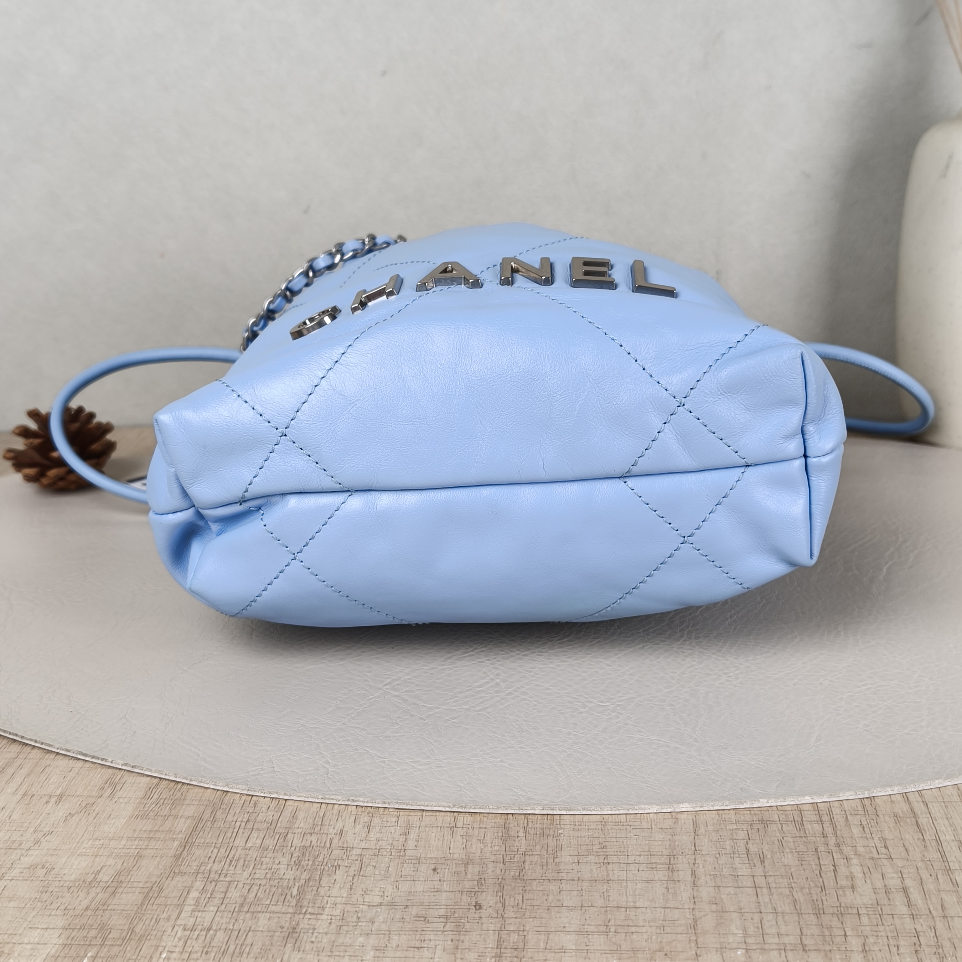 Chanel Shoulder Bag22Bag Blue CC alfskinmini20 × 6 × 19 cm — cover view 2 of 5