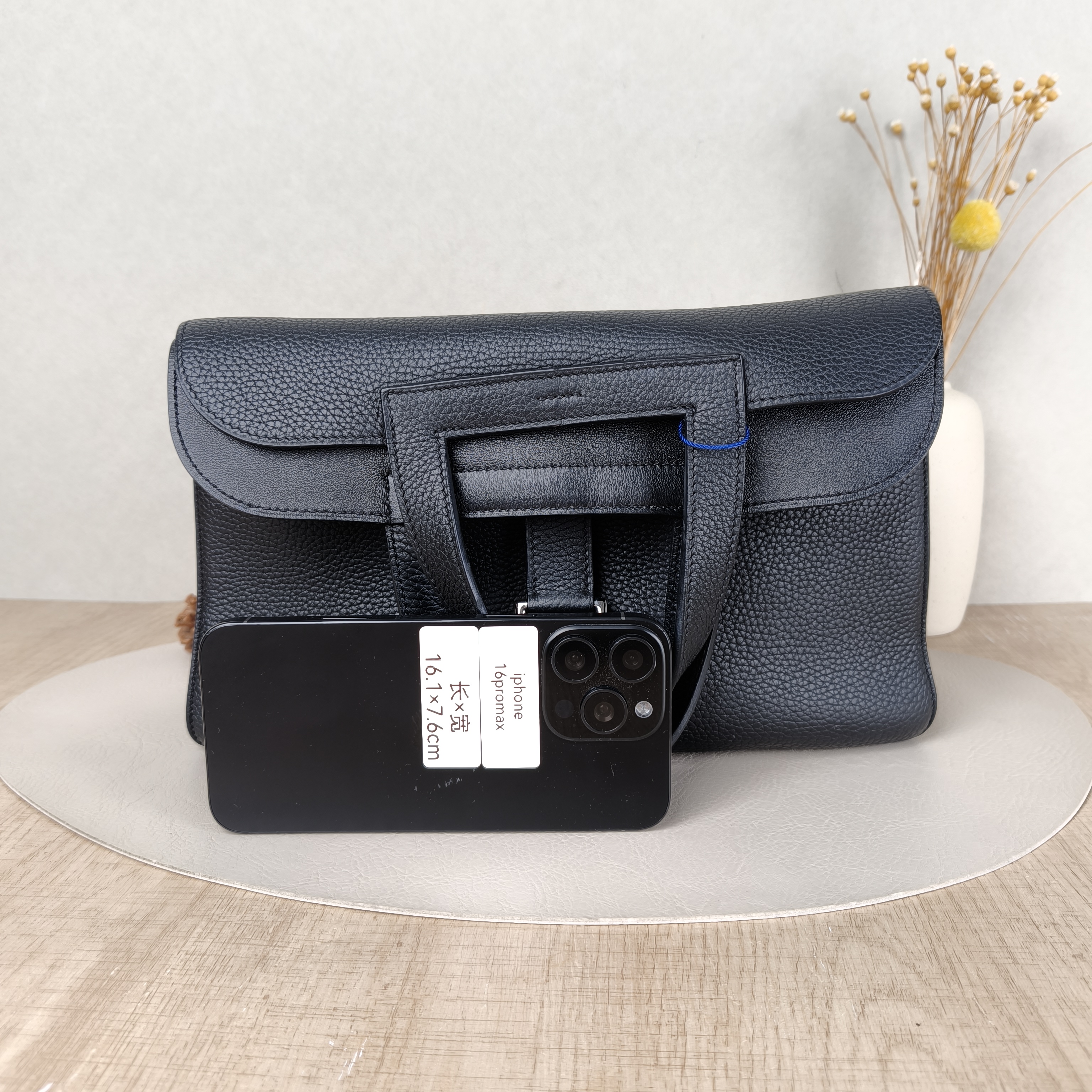 Hermès Shoulder Bag Halzan 31Black TC Calfskin Medium31 × 9 × 28.5 cm — cover view 5 of 5