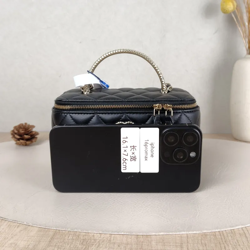 Chanel Crossbody Bag Black Lambskin One Size 16 × 8 × 9.5 cm — cover view 5 of 5