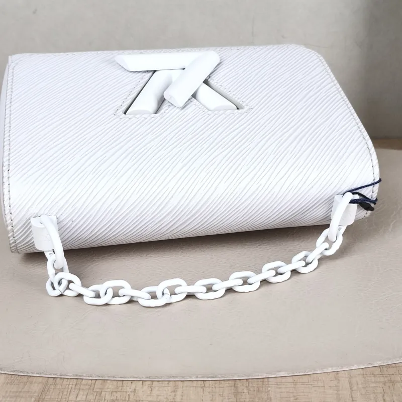 Louis Vuitton Crossbody Bag Twist White Epi Embossed Calfskin Small 19 × 9 × 15 cm — detail view 6 of 11