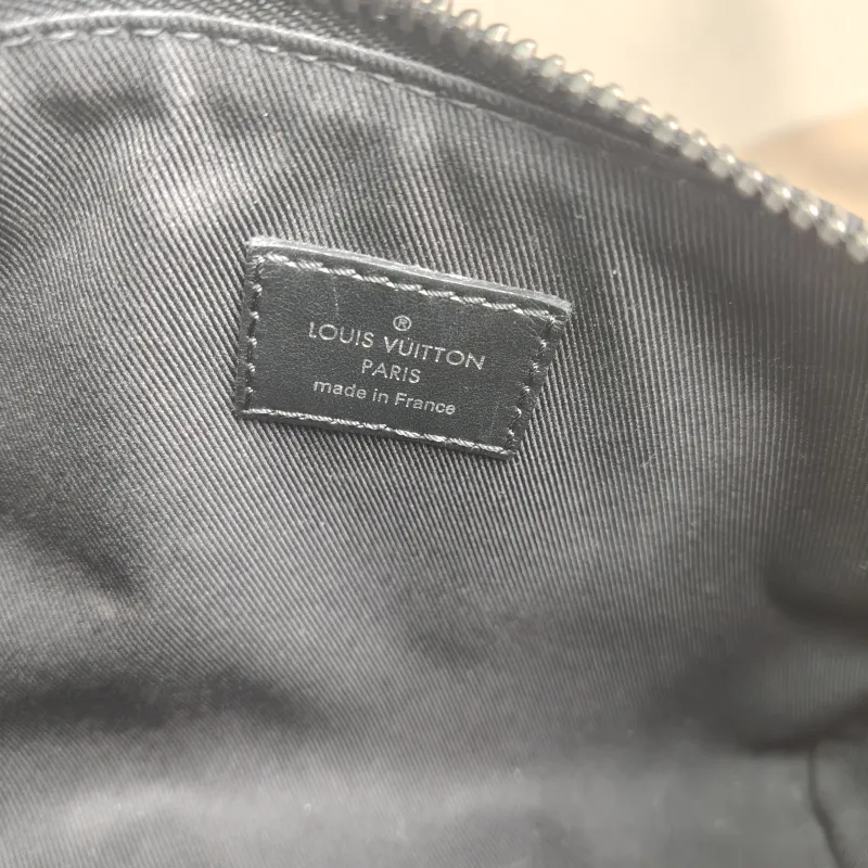 Louis Vuitton Crossbody Bag Keepall XS Monogram PVC Mini 21 × 9 × 12 cm — detail view 5 of 10