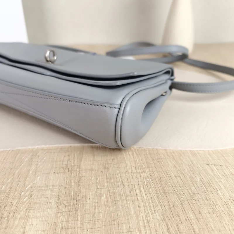 BALENCIAGA Crossbody Bag bel air Top Handle Crossbody Bag Grey Calfskin 27 × 5 × 14 cm — detail view 3 of 11