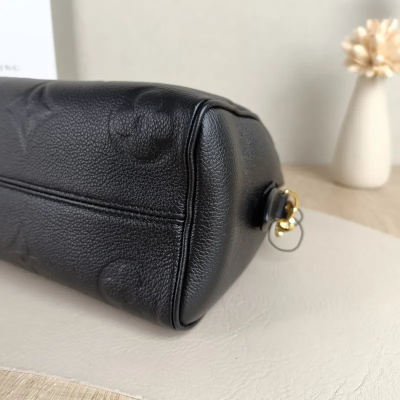 Louis Vuitton Crossbody Bag Speedy20 Black Monogram Empreinte Embossed Calfskin Small 20.5 × 12 × 13.5 cm — detail view 7 of 10