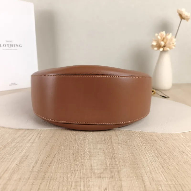 LOEWE Shoulder Bagluna Shoulder Bag Caramel Calfskin One Size32 × 9 × 27 cm — cover view 3 of 5