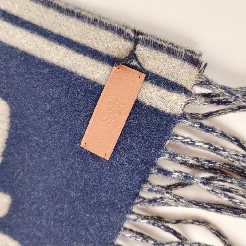 Hermès Scarf Scarf Blue Cashmere One Size 160*30cm — cover view 7 of 7