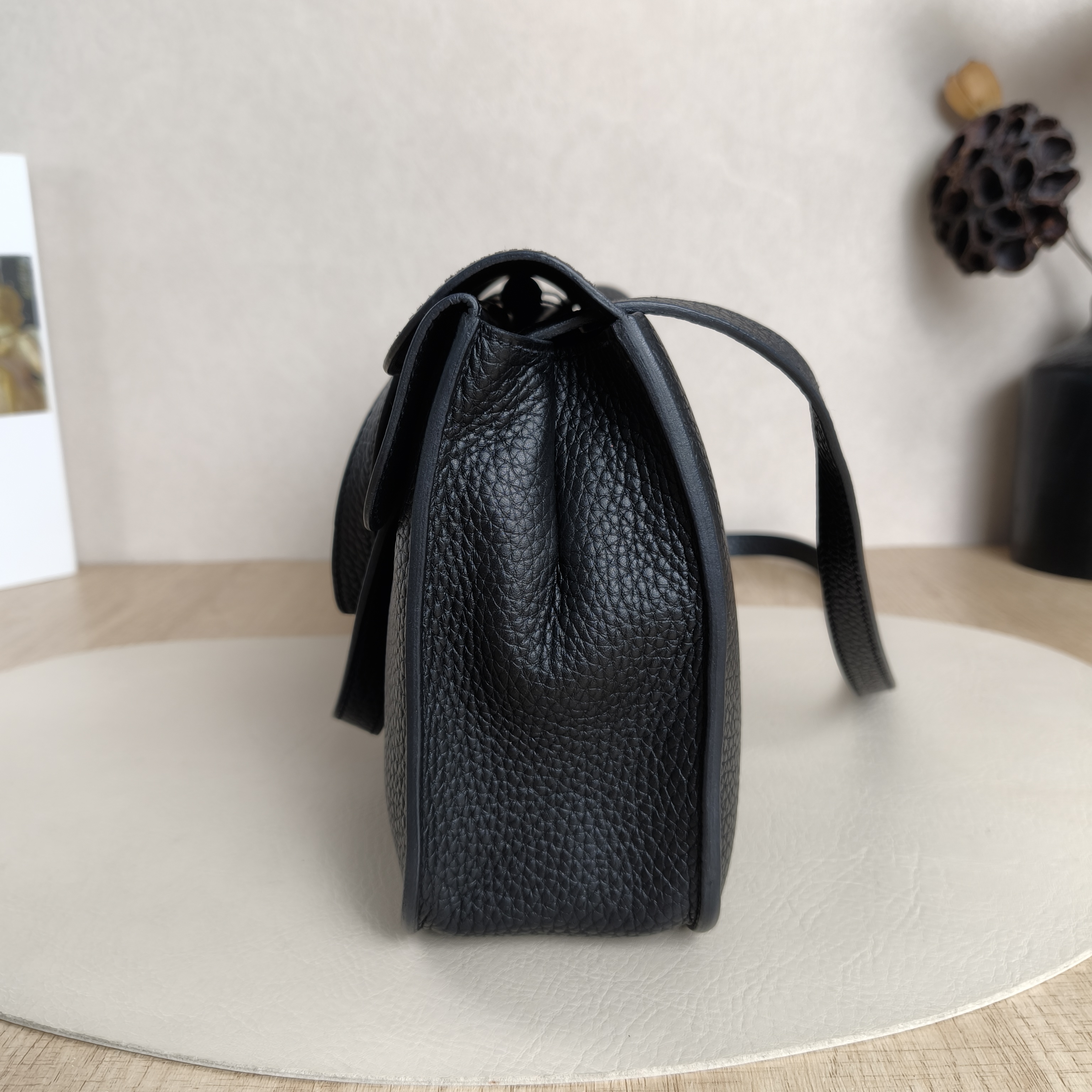 Hermès Shoulder Bag Halzan 25Black Taurillon Clemence TC Calfskin Small25 × 8 × 17 cm — cover view 11 of 12