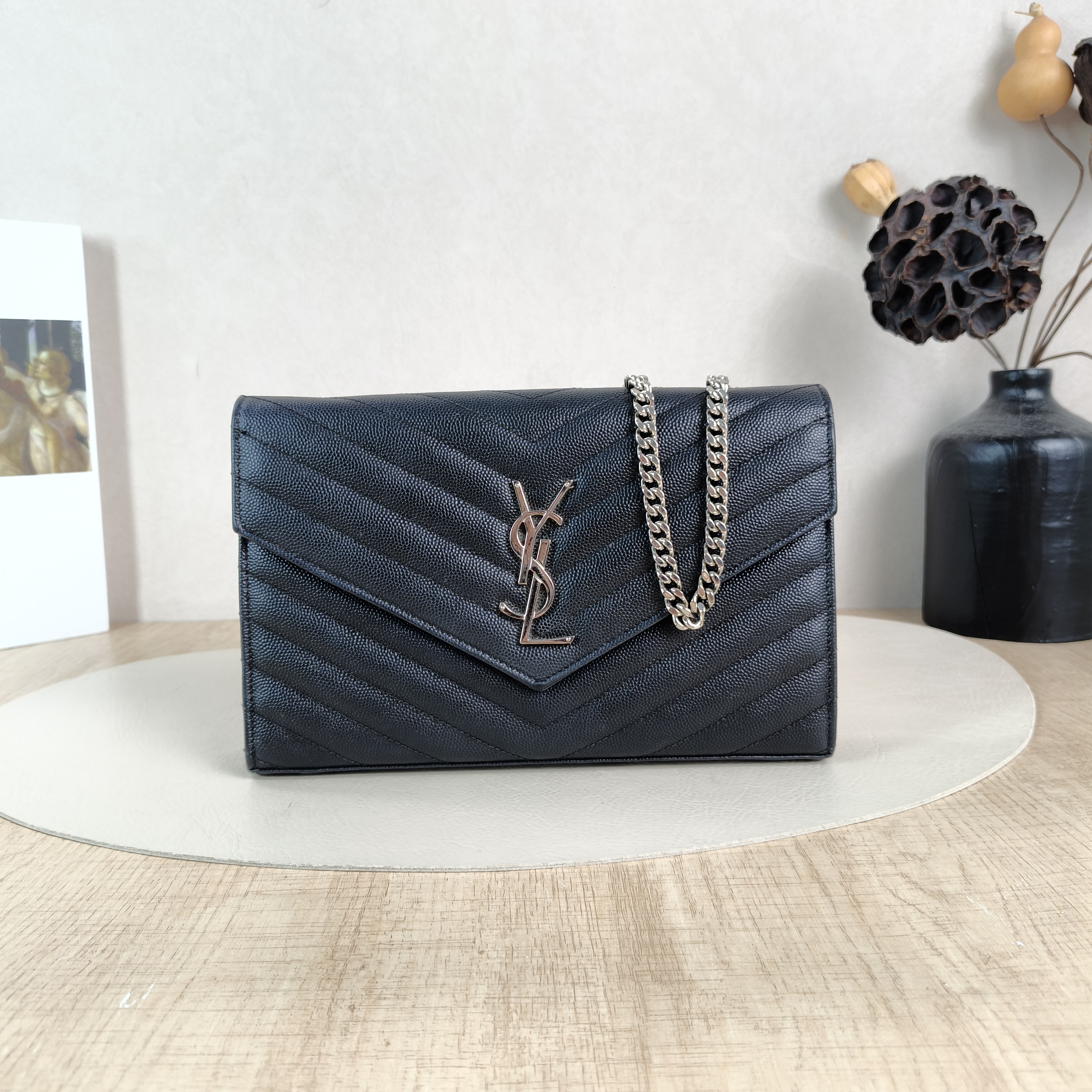 SAINT LAURENT Shoulder Bag CASSANDRE ENVELOPE Black Calfskin One Size22.5 × 4 × 14 cm
