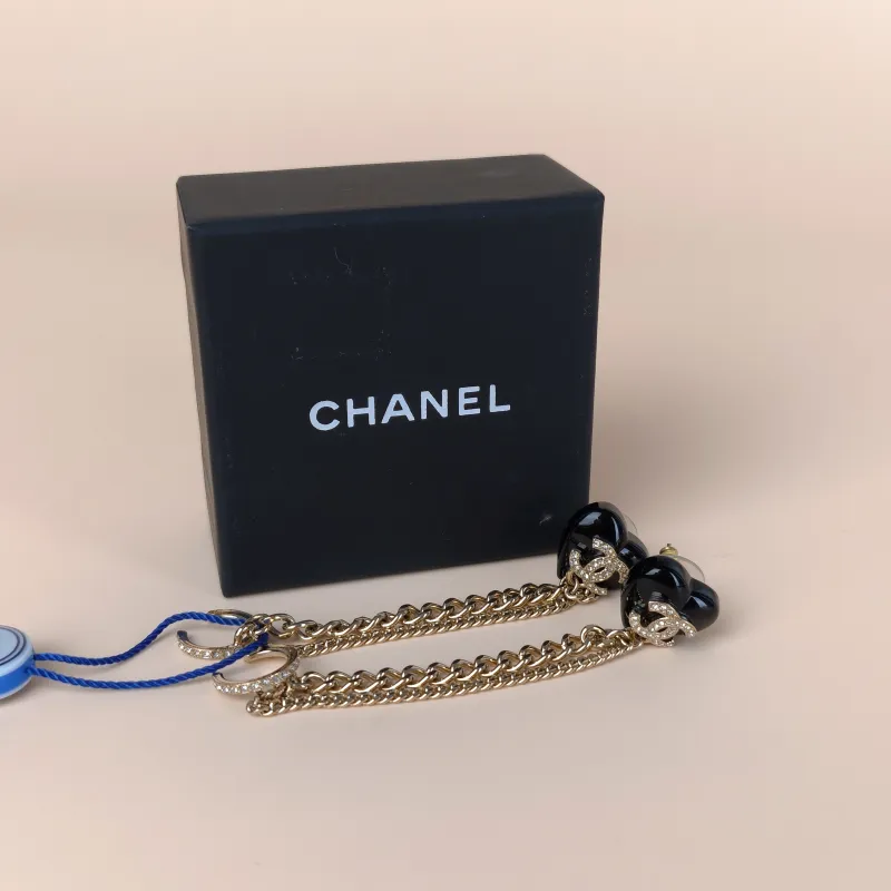 Chanel Jewelry · Earrings Gold · One Size — cover view 6 of 9