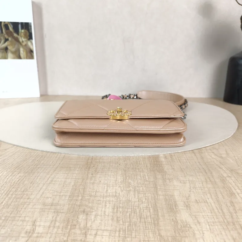 Chanel Crossbody Bag19Bag WOC Taupe SL ambskinmini19.2 × 3.5 × 12.3 cm — cover view 5 of 5