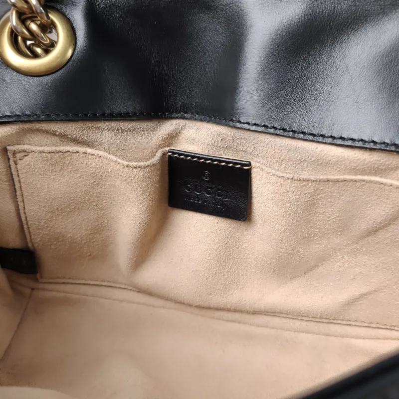 GUCCI Crossbody Bag GG Marmont Small Marmont 22 Black CC alfskin Small 22 × 6 × 13 cm — detail view 8 of 11