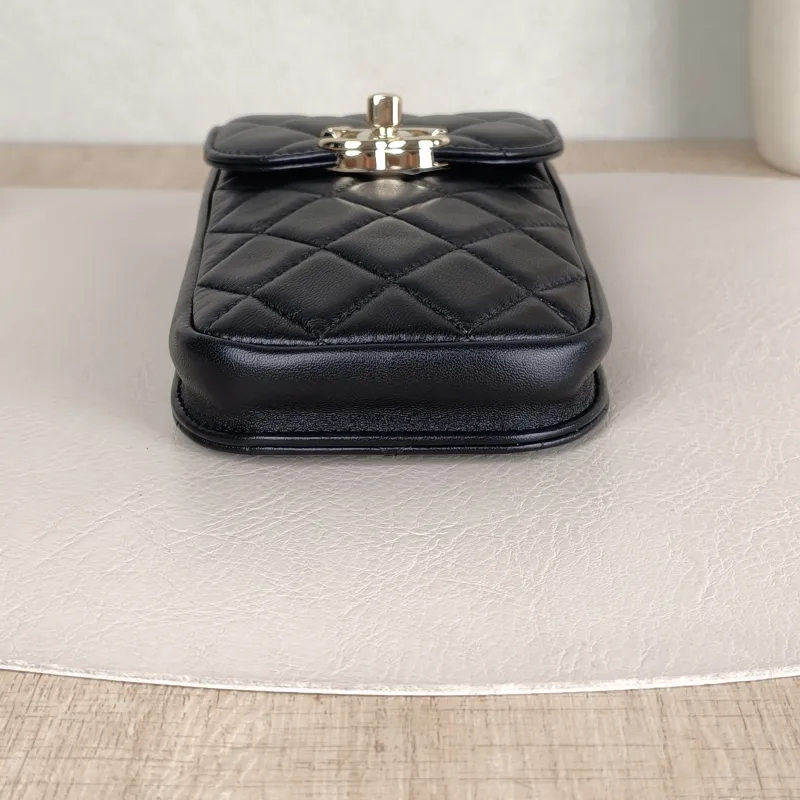 Chanel Crossbody Bag Crossbody Bag Black Lambskin One Size10 × 2 × 17 cm — cover view 3 of 5