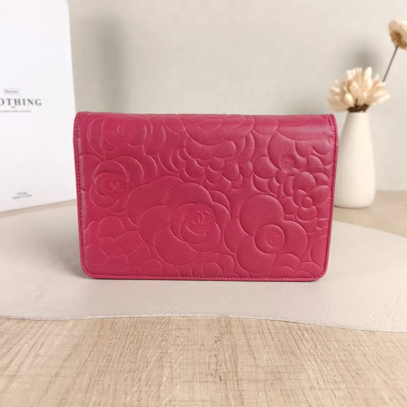Chanel Crossbody Bag Classic Flap WOC CF WOCWOC Bag Red Lambskin One Size19 × 3.5 × 12 cm — cover view 5 of 6