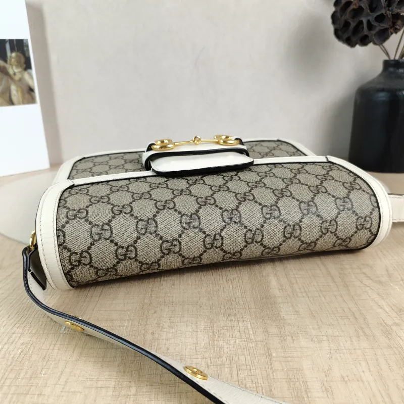 GUCCI Crossbody Bag Horsebit 1955 Horsebit Medium White PVC Medium25 × 8 × 18 cm — detail view 3 of 13