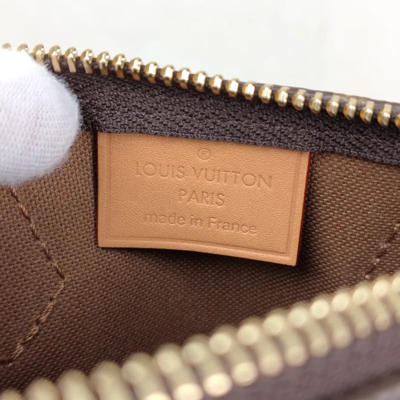 Louis Vuitton Crossbody Bag Speedy Nano Shoulder Strap PVC nano 16 × 7.5 × 10 cm — detail view 3 of 10