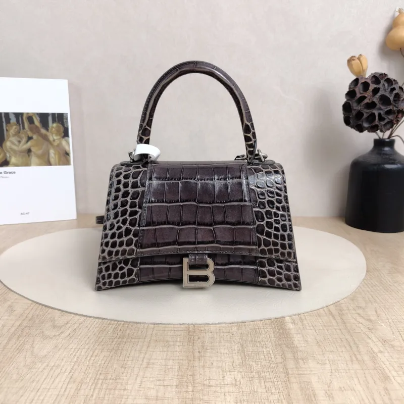 BALENCIAGA Crossbody Bag Hourglass Hourglass Bag Green Calfskin Small23 × 10 × 14 cm