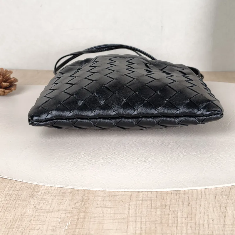 Bottega Veneta Shoulder Crossbody Bag Black Lambskin One Size20.5*15.5 — cover view 5 of 5