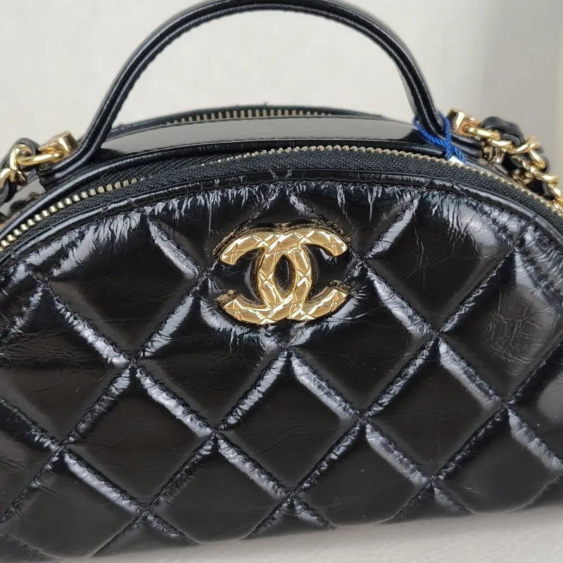 Chanel Crossbody Bag Crossbody Bag Black Waxed Leather One Size 17 × 7 × 10.5 cm — detail view 11 of 11