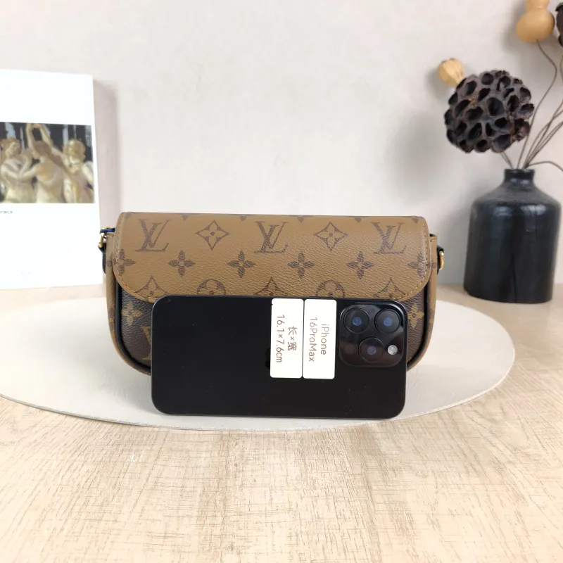 Louis Vuitton Crossbody Bag IVY Monogram PVC Small 23.5 × 4.3 × 12 cm — cover view 3 of 5