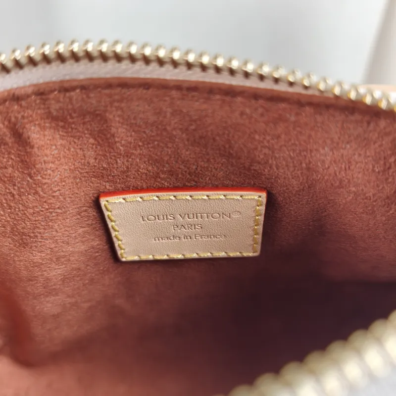 Louis Vuitton Crossbody Bag Speedy Nano PVC nano 16 × 7.5 × 10 cm — detail view 1 of 10