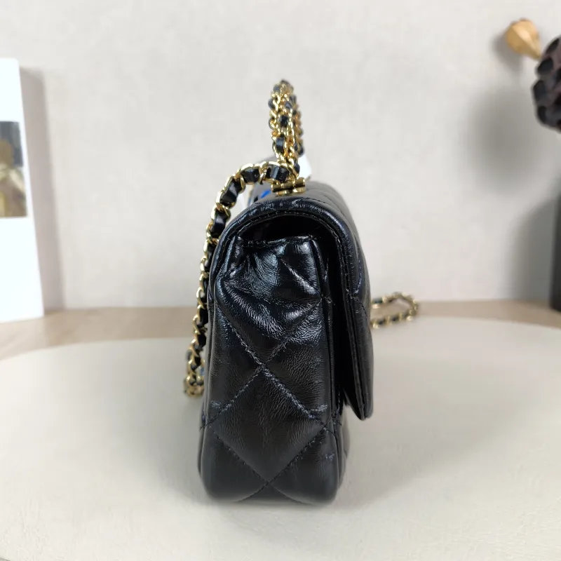 Chanel Crossbody Bag Black Lambskinmini19 × 8.5 × 14 cm — detail view 1 of 15