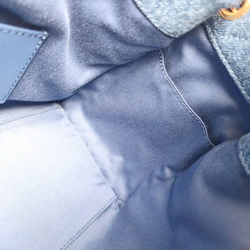 Chanel Shoulder Bag 25Bag Blue Small 26 × 14 × 30 cm — detail view 7 of 12