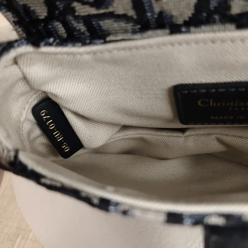 DIOR Top Handle Bag Saddle Blue Canvas Mini 19 × 6 × 15 cm — detail view 3 of 10