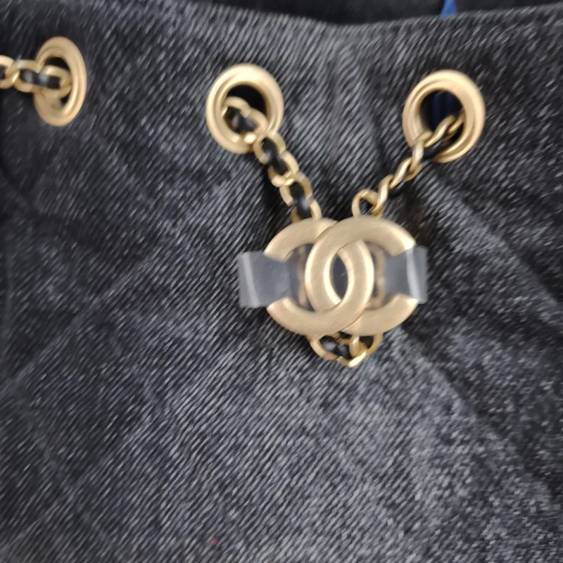 Chanel Crossbody Bag 25Bag Black Mini 22 × 12.5 × 20 cm — detail view 8 of 11