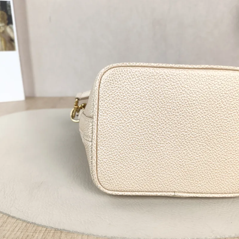 Louis Vuitton Shoulder Bag Petit Noé Bucket Bag Vintage Small 24 × 18 × 27 cm — detail view 11 of 11