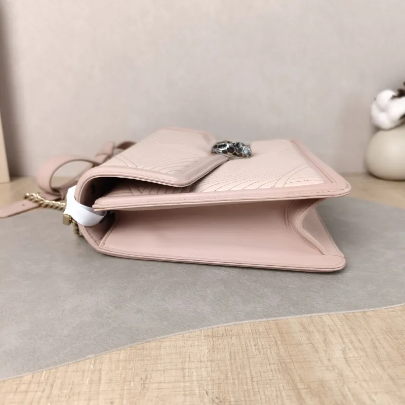 Bvlgari Crossbody Bag Serpenti Diamond Blast Lambskin 28.5 × 8.5 × 20 cm — detail view 7 of 12
