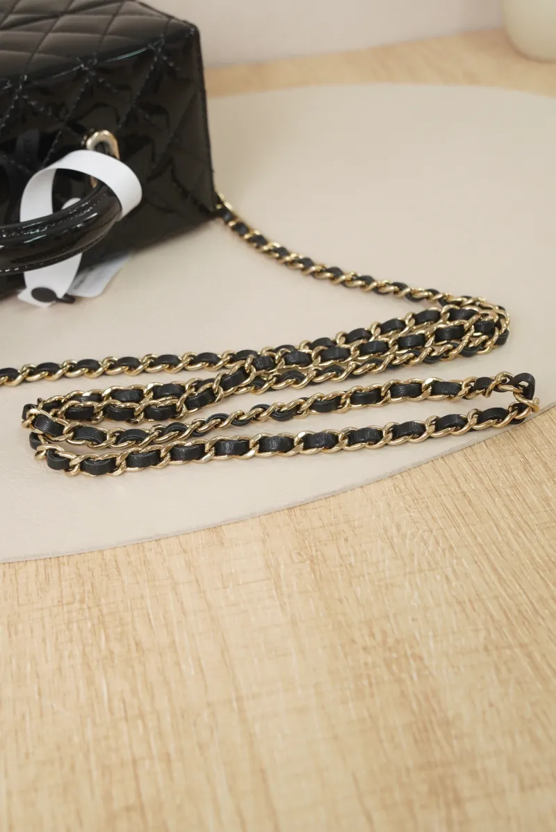 Chanel 25a Small Black Patent Leather Microchip Edition · 18 × 8 × 14.5 cm — detail view 11 of 18