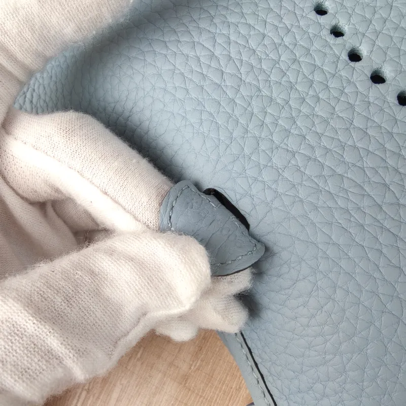 Hermès Crossbody Bag Evelyne Mini 16 Mini 16 J7 Taurillon Clemence TC Calfskin Mini 17 × 5.5 × 18 cm K — detail view 11 of 13