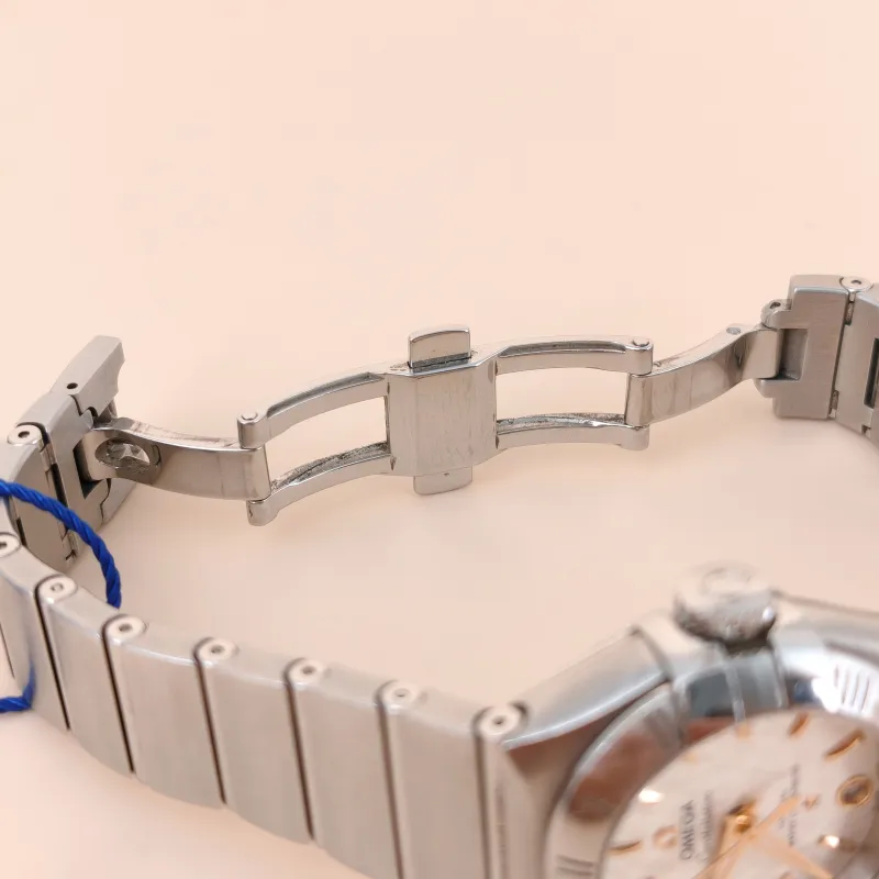 OMEGA Watch Watch White One Size27mm Watch — cover view 3 of 9