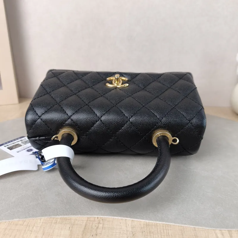 Chanel Top Handle Bag Coco Handle​ Black Grained Calfskin Small 24 × 10 × 14 cm 25 — detail view 9 of 14