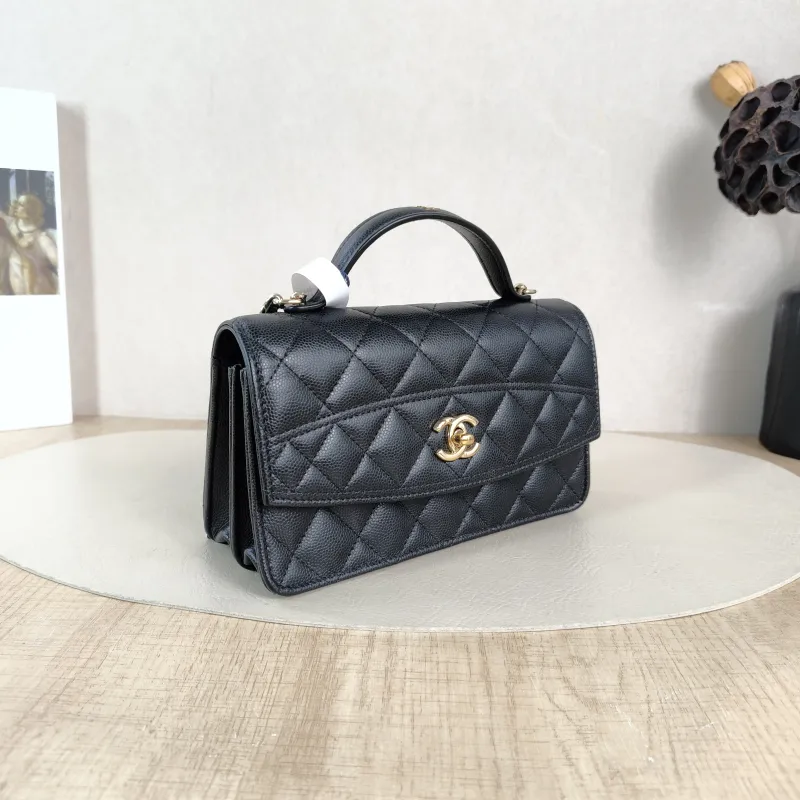 Chanel Crossbody Bag Black Grained Calfskin One Size 19 × 7 × 11.5 cm — cover view 4 of 5