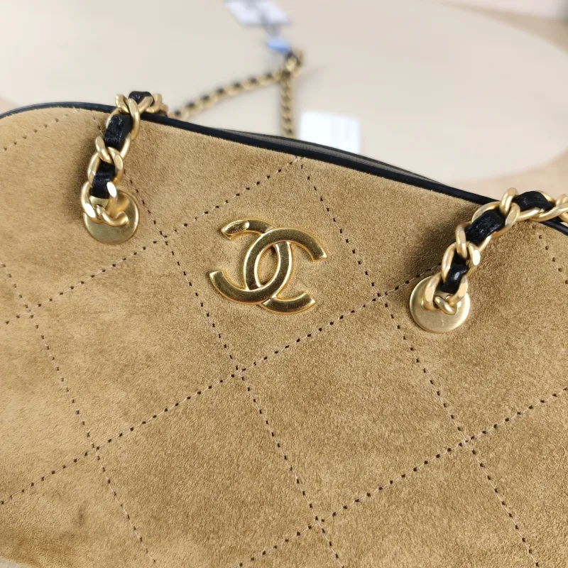 Chanel Shoulder Bag 26p Bowling Bag Brown Suede One Size 20 × 5.5 × 12 cm — detail view 6 of 10