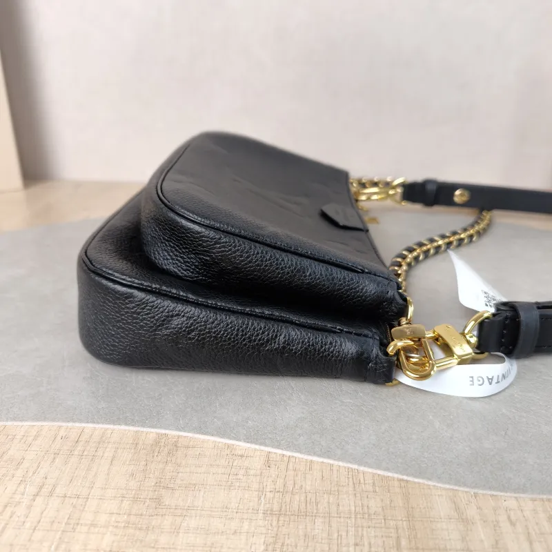 Louis Vuitton Crossbody Bag Multi Pochette Accessoires Black Calfskin Small 25 × 4.5 × 14.5 cm — detail view 10 of 12