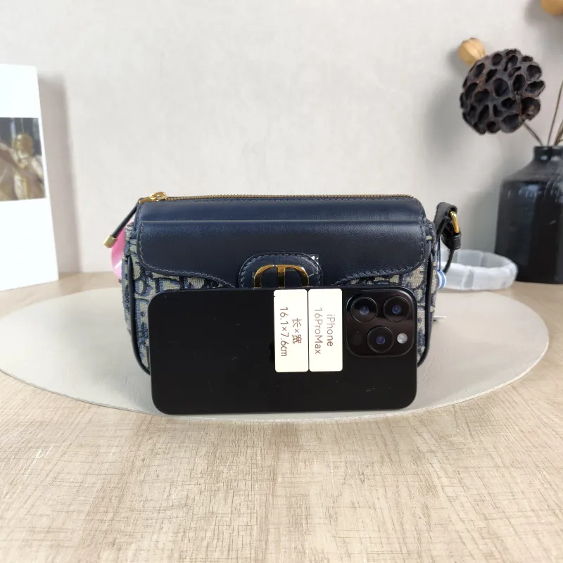 DIOR Crossbody Bag 30Montaigne Blue Canvas Small 19.5 × 6.5 × 11 cm — cover view 3 of 5
