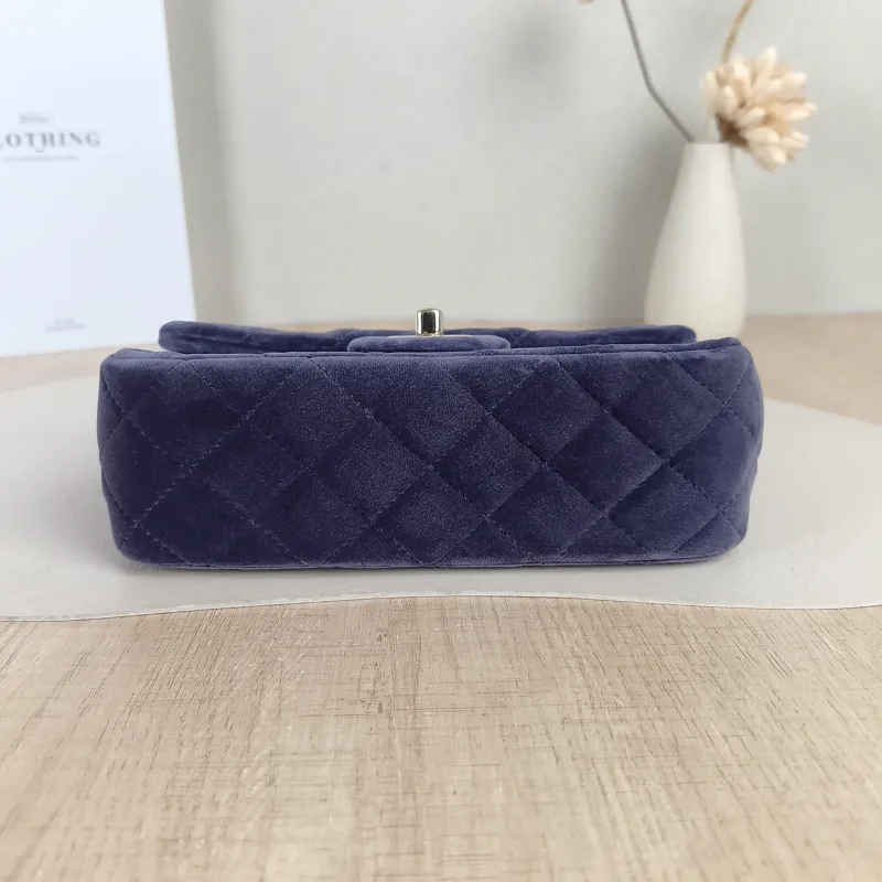 Chanel Crossbody Bag Classic Flap Large Mini CF Mini Blue Velvet mini 20 × 6 × 12 cm — cover view 2 of 5