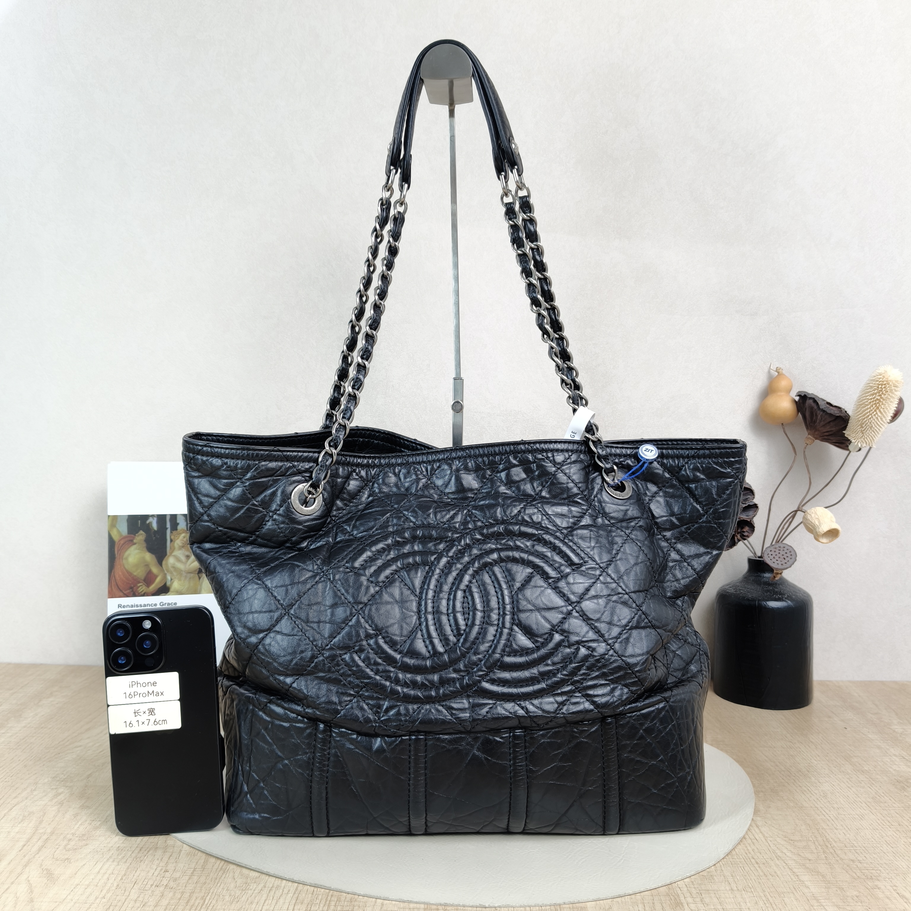 Chanel Shoulder Bag Tote Bag Black Lambskin One Size34.5 × 14 × 30 cm — cover view 3 of 6