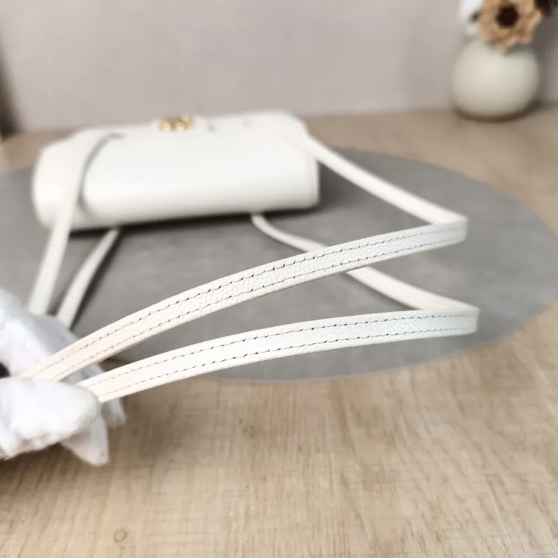 Chanel Top Handle Bag preppy coco White Calfskin Mini 17 × 5 × 11.4 cm — detail view 2 of 11