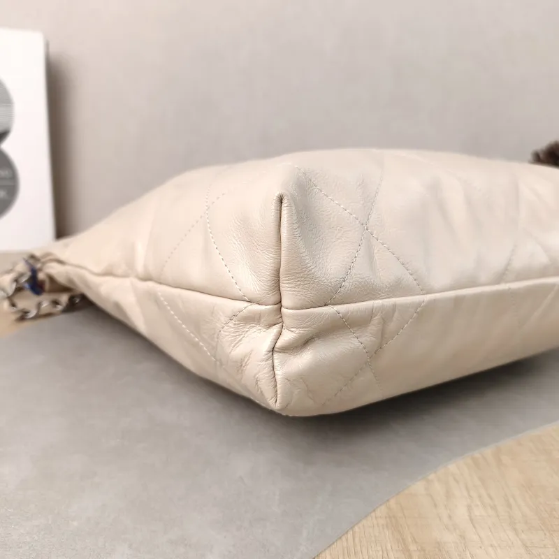 Chanel Shoulder Bag 22Bag Beige Calfskin Small 35 × 7 × 37 cm — detail view 8 of 12