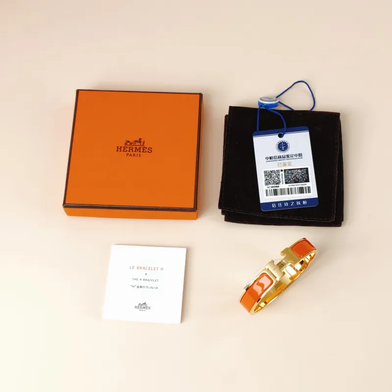 Hermès Bangle Clic HB angle One Size 15.9cm — cover view 2 of 11