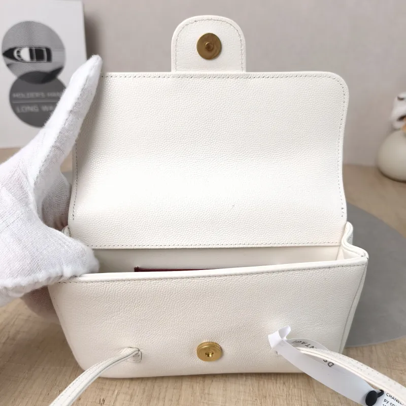 Chanel Top Handle Bag preppy coco White Calfskin Mini 17 × 5 × 11.4 cm — detail view 8 of 11
