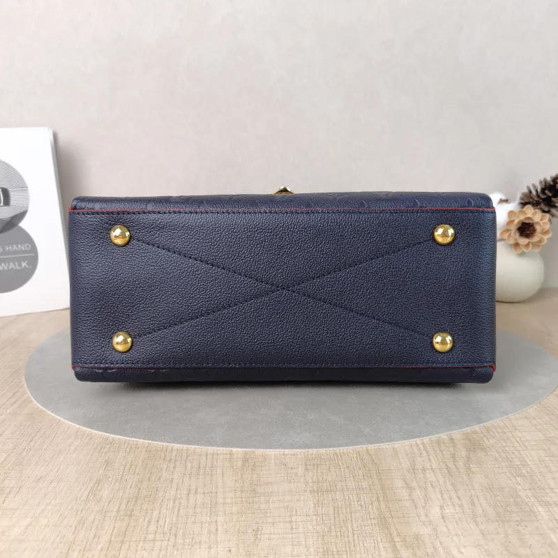 Louis Vuitton Crossbody Bag Georges Blue Calfskin Medium34 × 15 × 22 cm — cover view 6 of 6