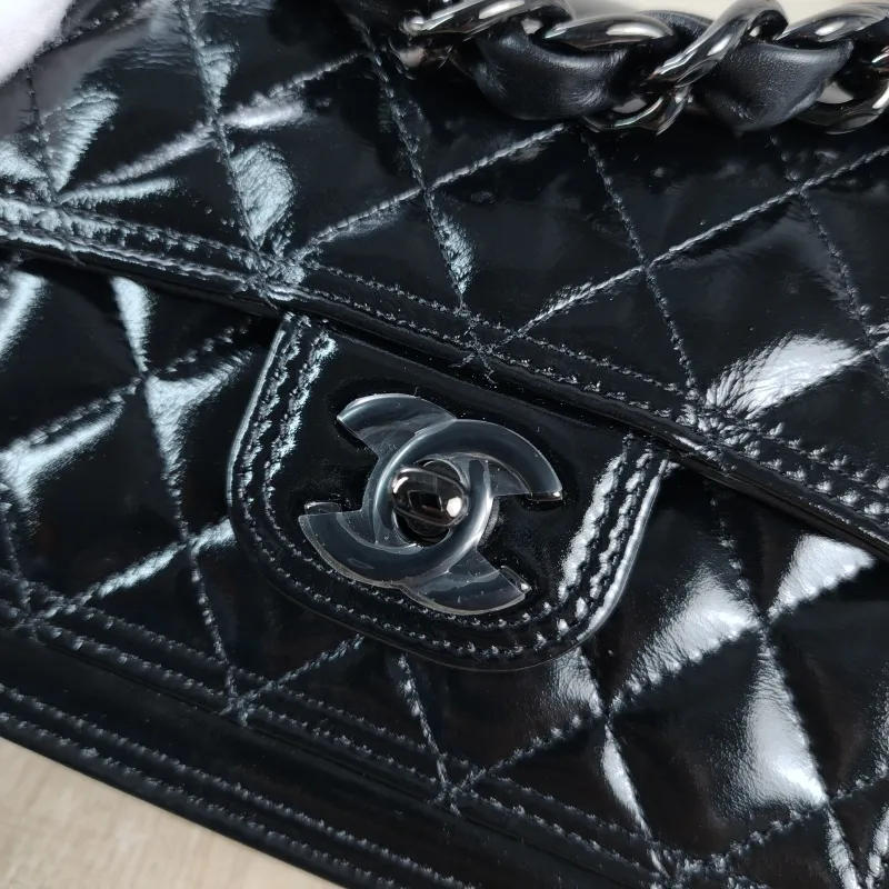 Chanel Crossbody Bag 23s Messenger Bag Black Waxed Leather Mini 19.5 × 6 × 13 cm — detail view 8 of 12