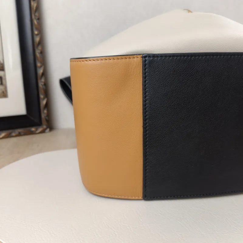 LOEWE Crossbody Bag Hammock Colorblock Calfskin Medium29 × 14 × 32 cm — cover view 3 of 9