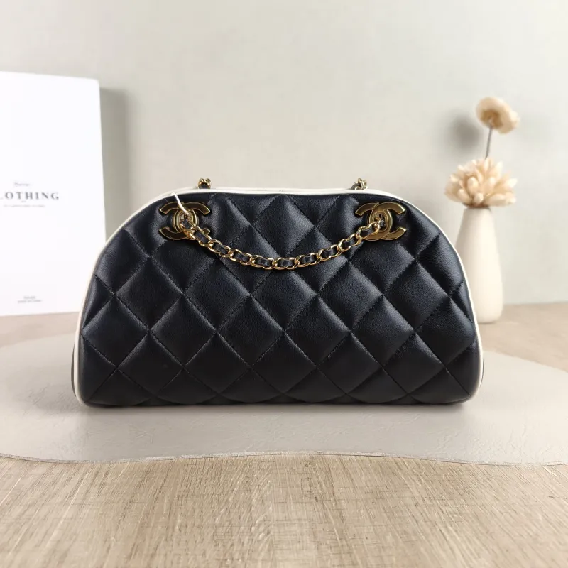 Chanel Crossbody Bag Bowling Bag Black Lambskin One Size 25 × 8 × 14 cm